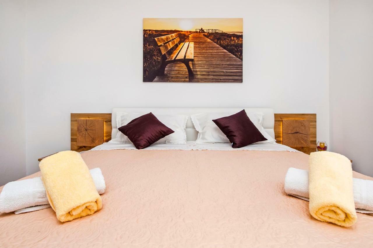 Rooms Mariana Rovinj Exteriör bild