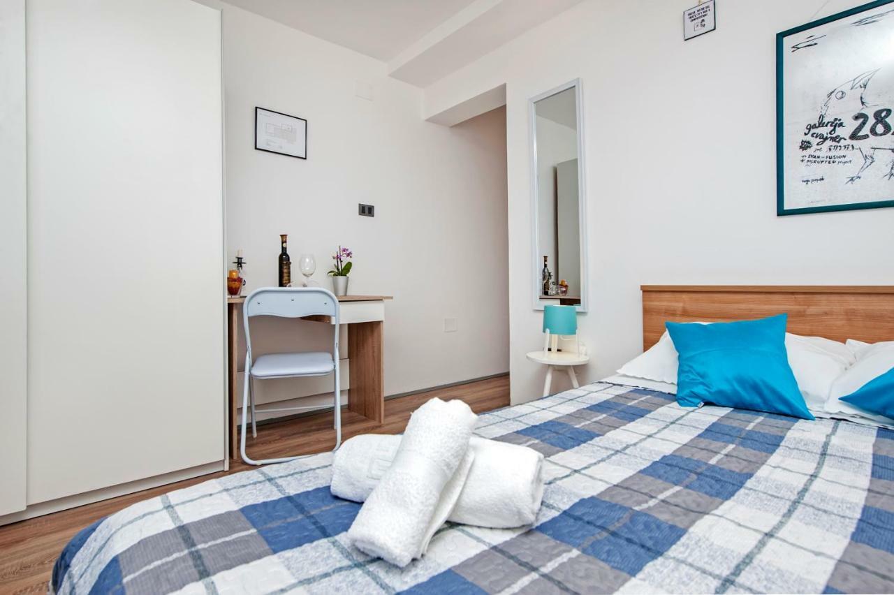 Rooms Mariana Rovinj Exteriör bild