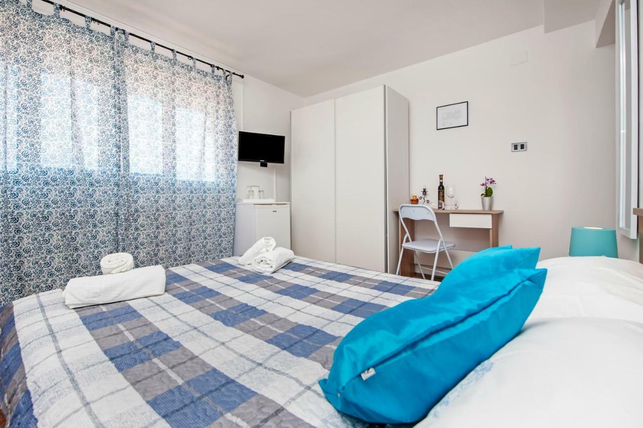 Rooms Mariana Rovinj Exteriör bild